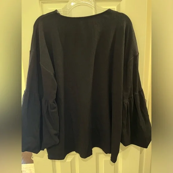 Eloquii Ruffle Long Sleeve Black Blouse size 22/24 - Picture 7 of 8